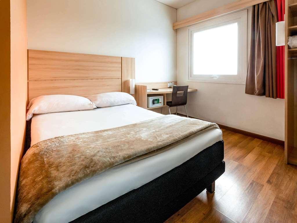 Hotel Ibis Concepción Pokój zdjęcie